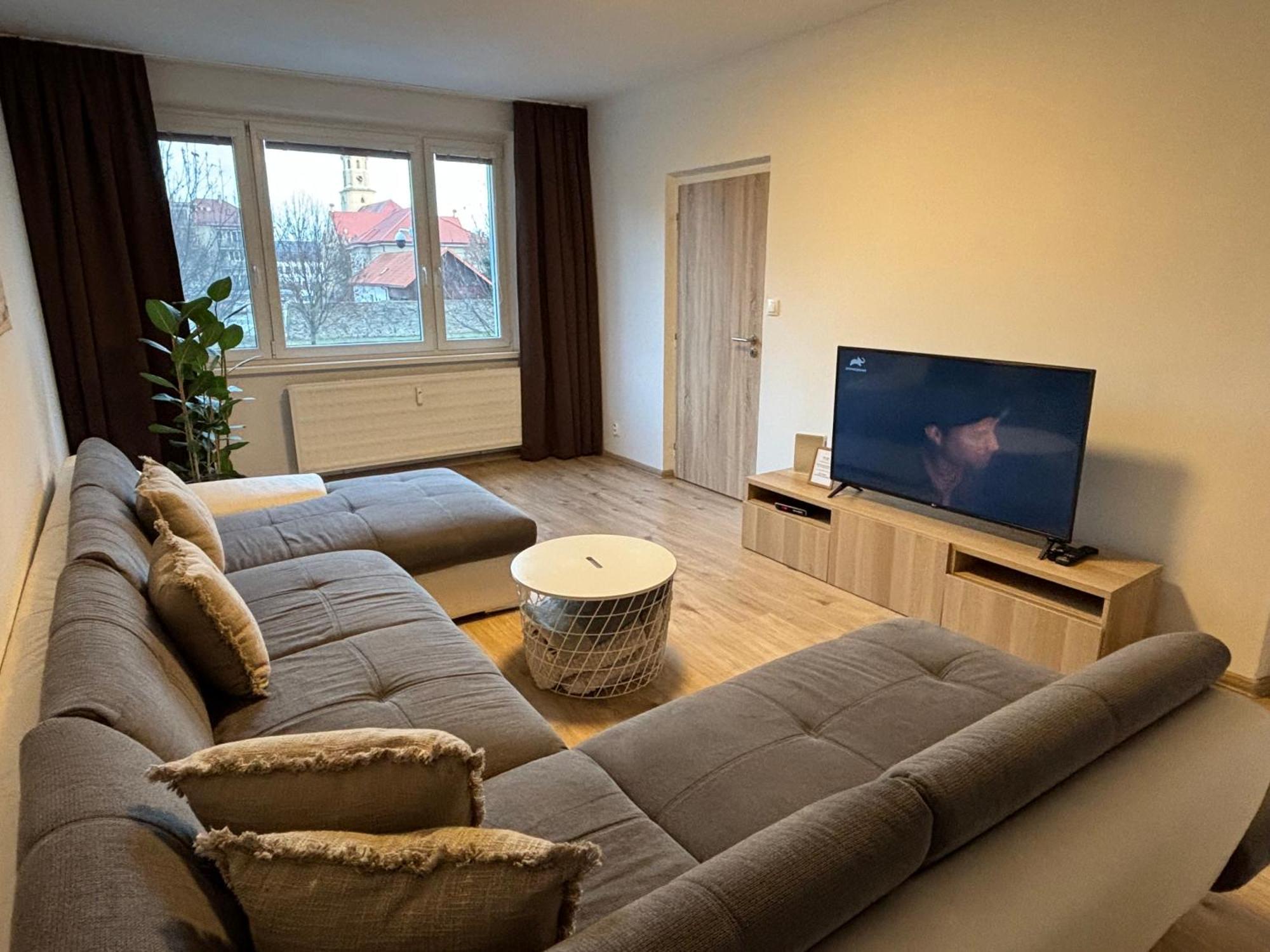 Apartman Centrum Komfort Zvolen Ngoại thất bức ảnh